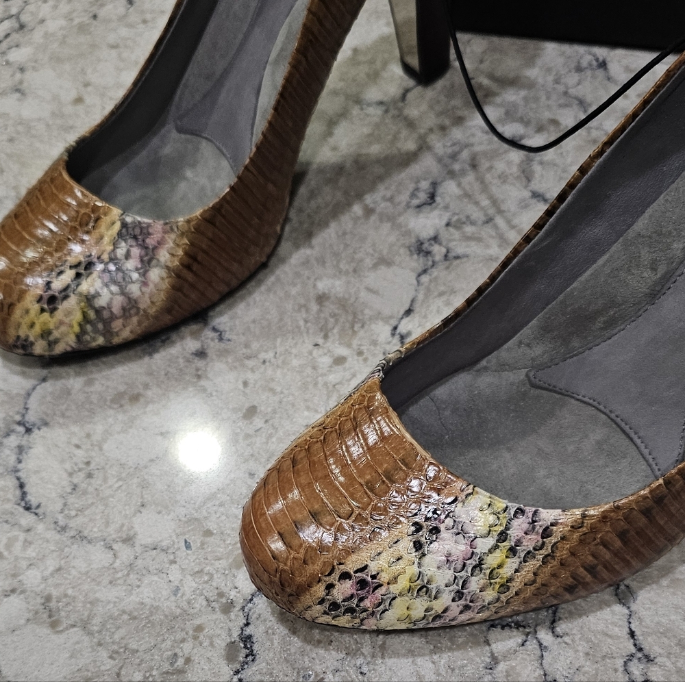 Kenneth Cole New York Brown and Multicolor Heels